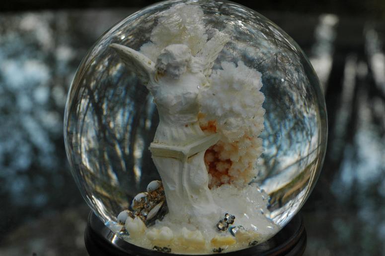 Thea Duskin - Snow Globe